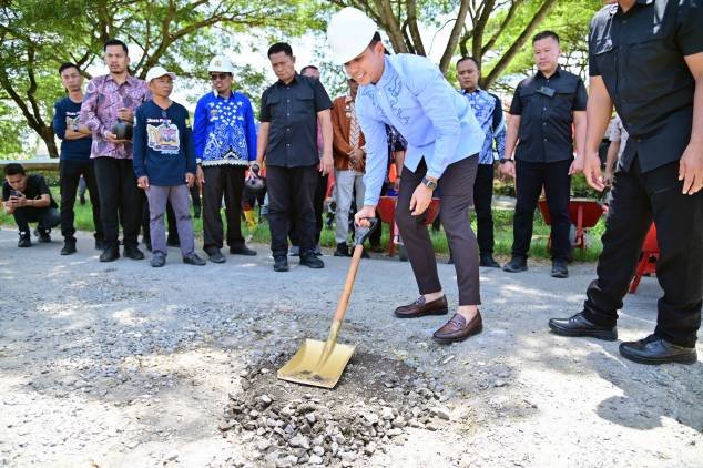 Tanggapi Aduan Jalan Rusak, Bupati Egi Gercep Perbaiki Jalan Ruas Tugu Radin Inten-Exit Tol Kalianda