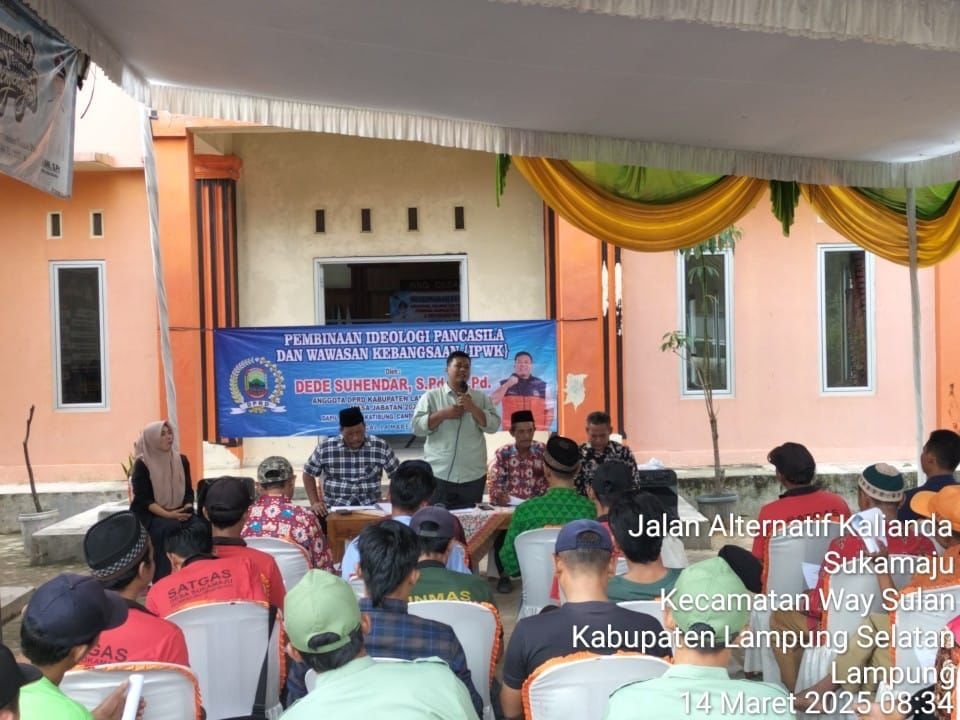 Menanamkan Nilai Kebangsaan, Anggota DPRD Lampung Selatan Dede Suhendar Gelar Pembinaan Ideologi Pancasila di Desa Sukamaju