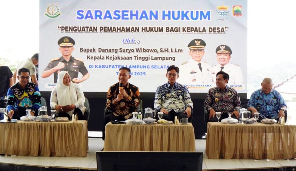 Kepala Desa se Lamsel Diingatkan Hindari Jeratan Hukum, Kajati Lampung: Jangan Sampai Dana Desa Bikin Anda Jadi ‘Pasien’ Jaksa!