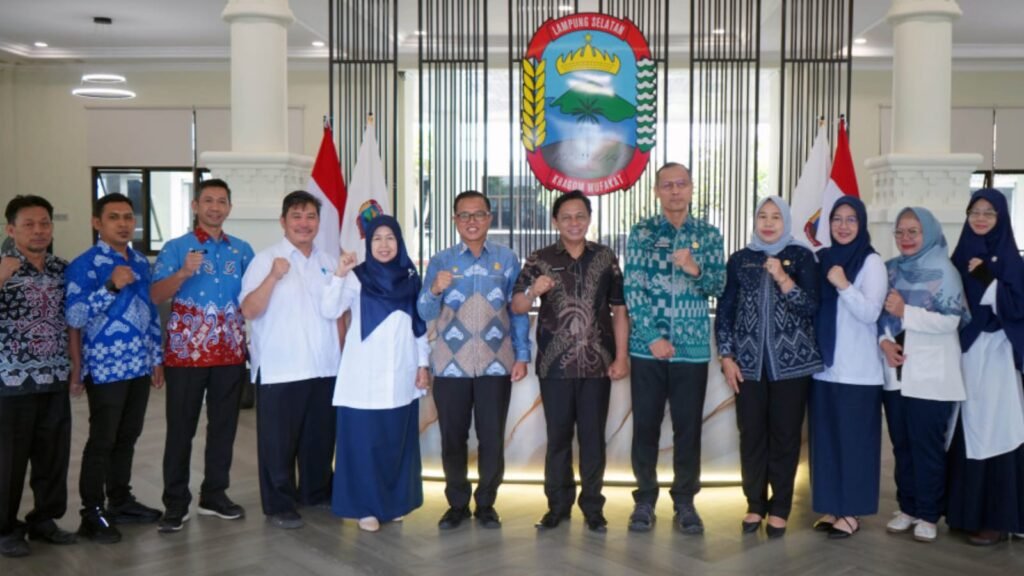 986 Mahasiswa Poltekkes Tanjung Karang Turun ke 25 Desa, Pemkab Lamsel Dorong Kolaborasi Percepat Program Kesehatan