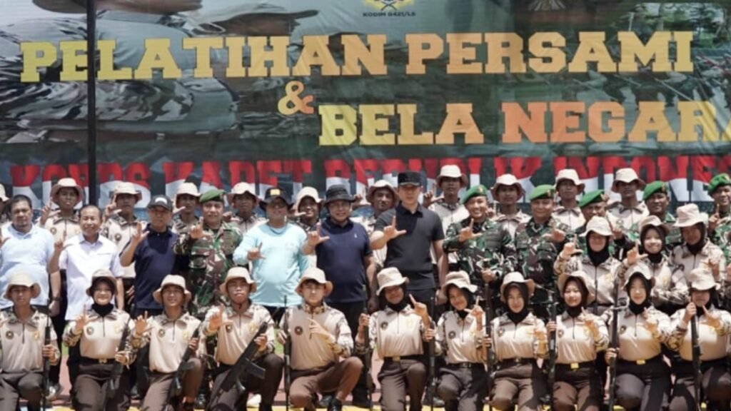 100 Pelajar Digembleng Bela Negara, Bupati Egi: Karakter Tak Bisa Digantikan AI