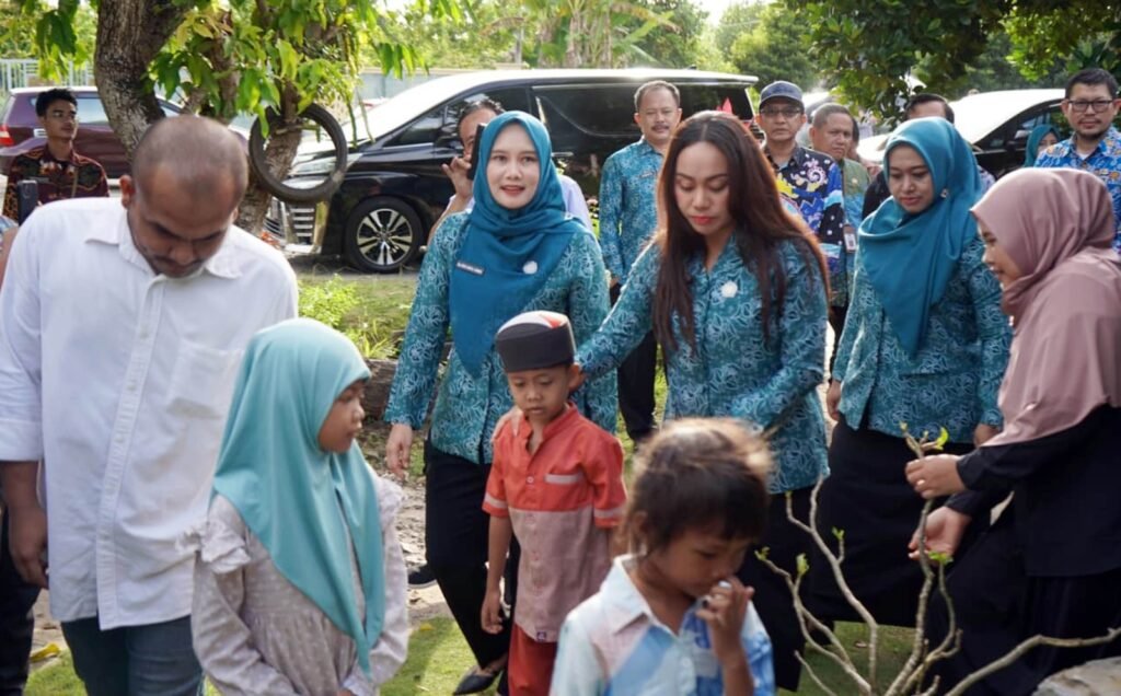 Tangis Ibu Desi Pecah! 3 Anaknya Idap Thalasemia, Zita Anjani Datang Bawa Harapan