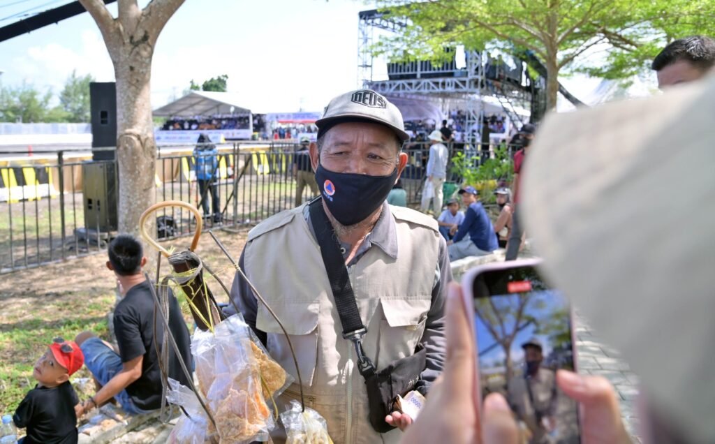 Geliat Ekonomi IDS Sumatra 2026: Ikhsanudin Kaget, Baru Datang Jualan Dagangannya Langsung Ludes, “Biasanya Sampai Sore