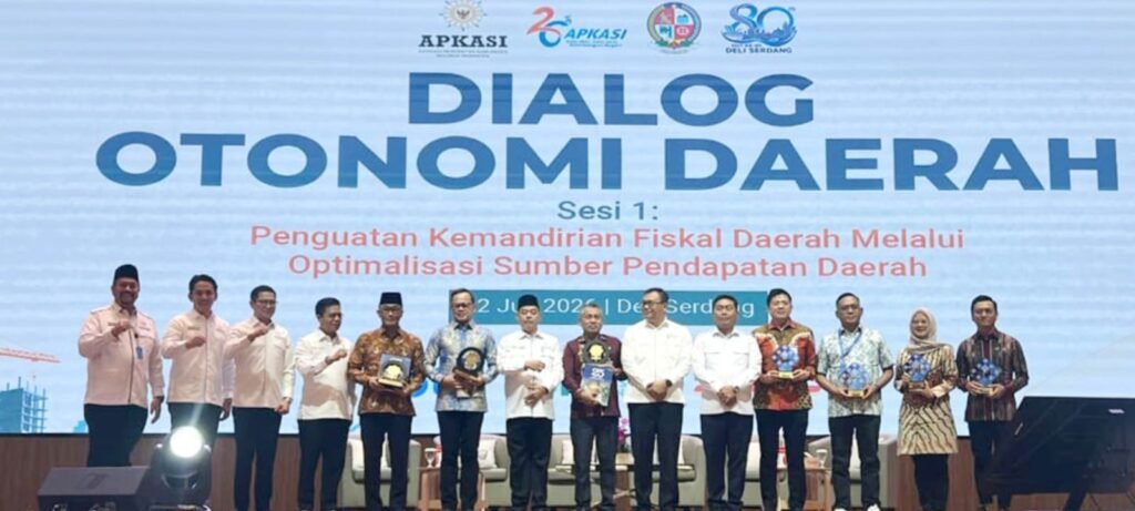 Perkuat Kemandirian Fiskal Daerah, Bupati Radityo Egi Ikuti Dialog Otonomi Daerah pada HUT ke-26 Apkasi