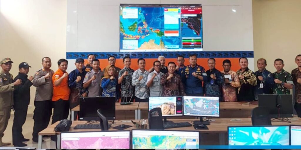 Aktivitas Gunung Anak Krakatau Dipantau Intensif, Pemkab Lampung Selatan Perkuat Mitigasi dan Imbau Warga Tetap Tenang